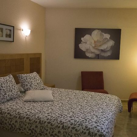 Hostal Azul El Molar Buitenkant foto