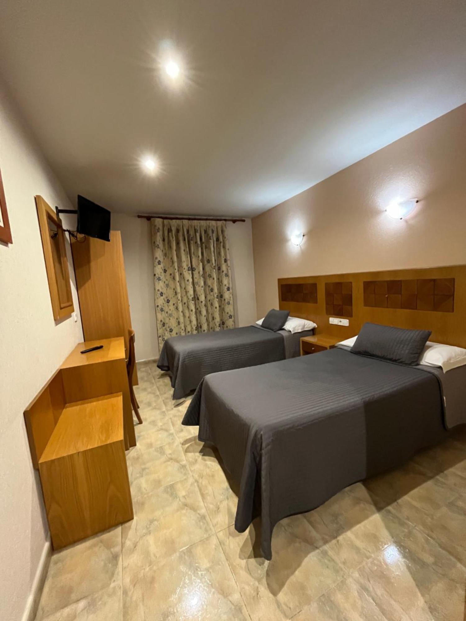 Hostal Azul El Molar Buitenkant foto