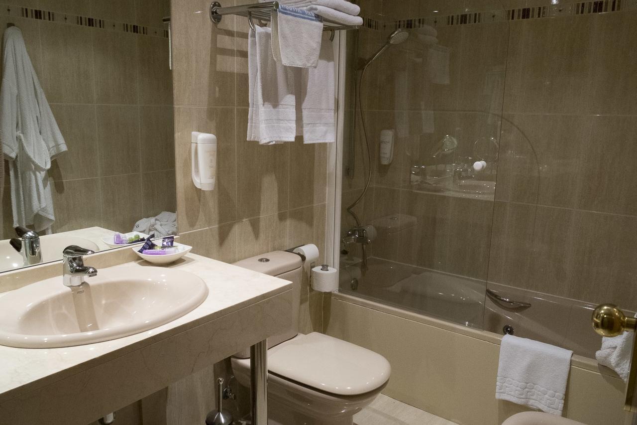 Hostal Azul El Molar Buitenkant foto